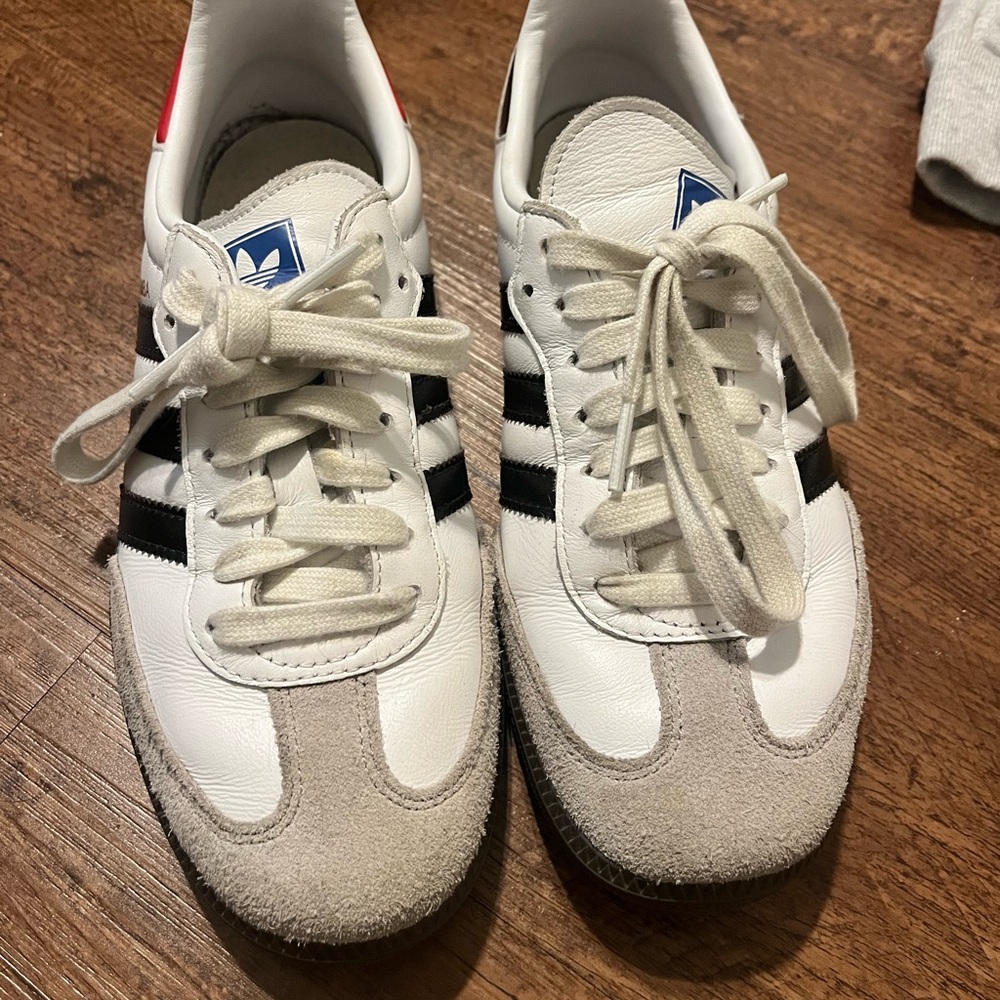 Womens sambas